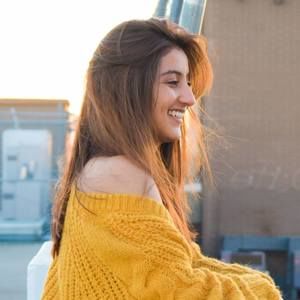 Meet your Posher, Valerie